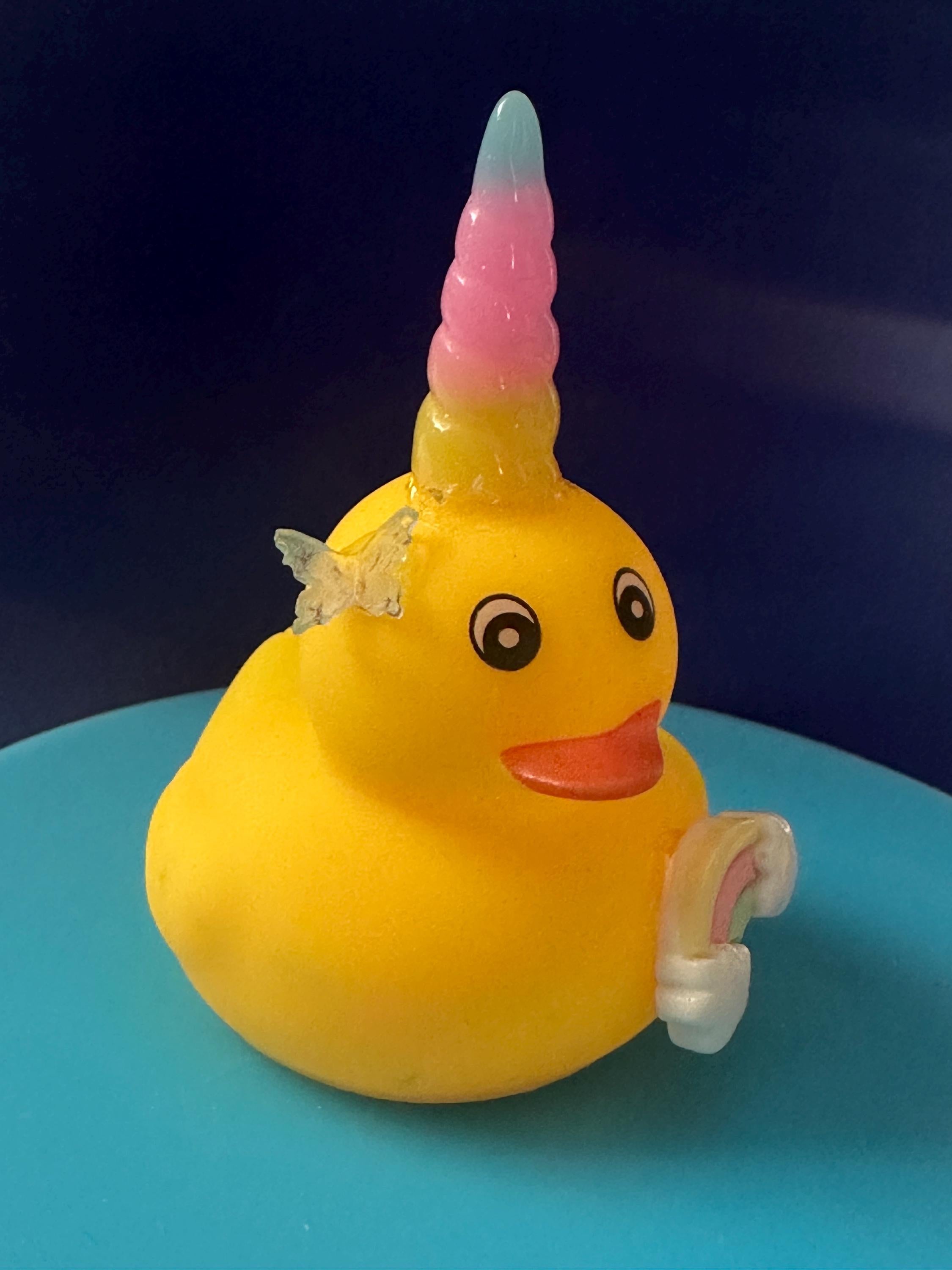 Unicorn Rubber Duck: Customizable Rainbow Desk Decor
